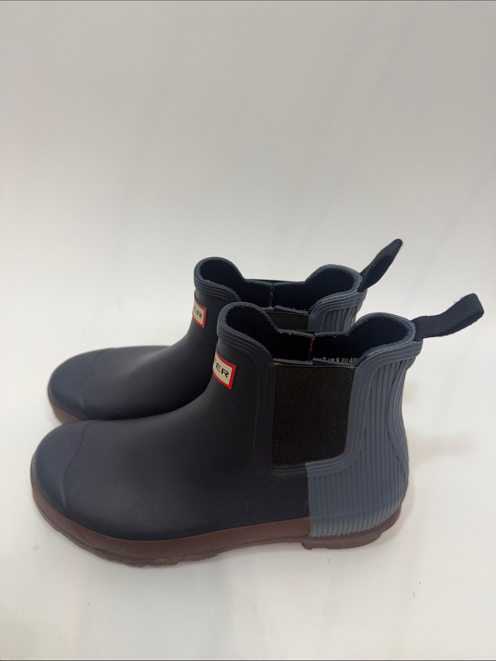 Hunter Women’s Chelsea rain boots blue size 9